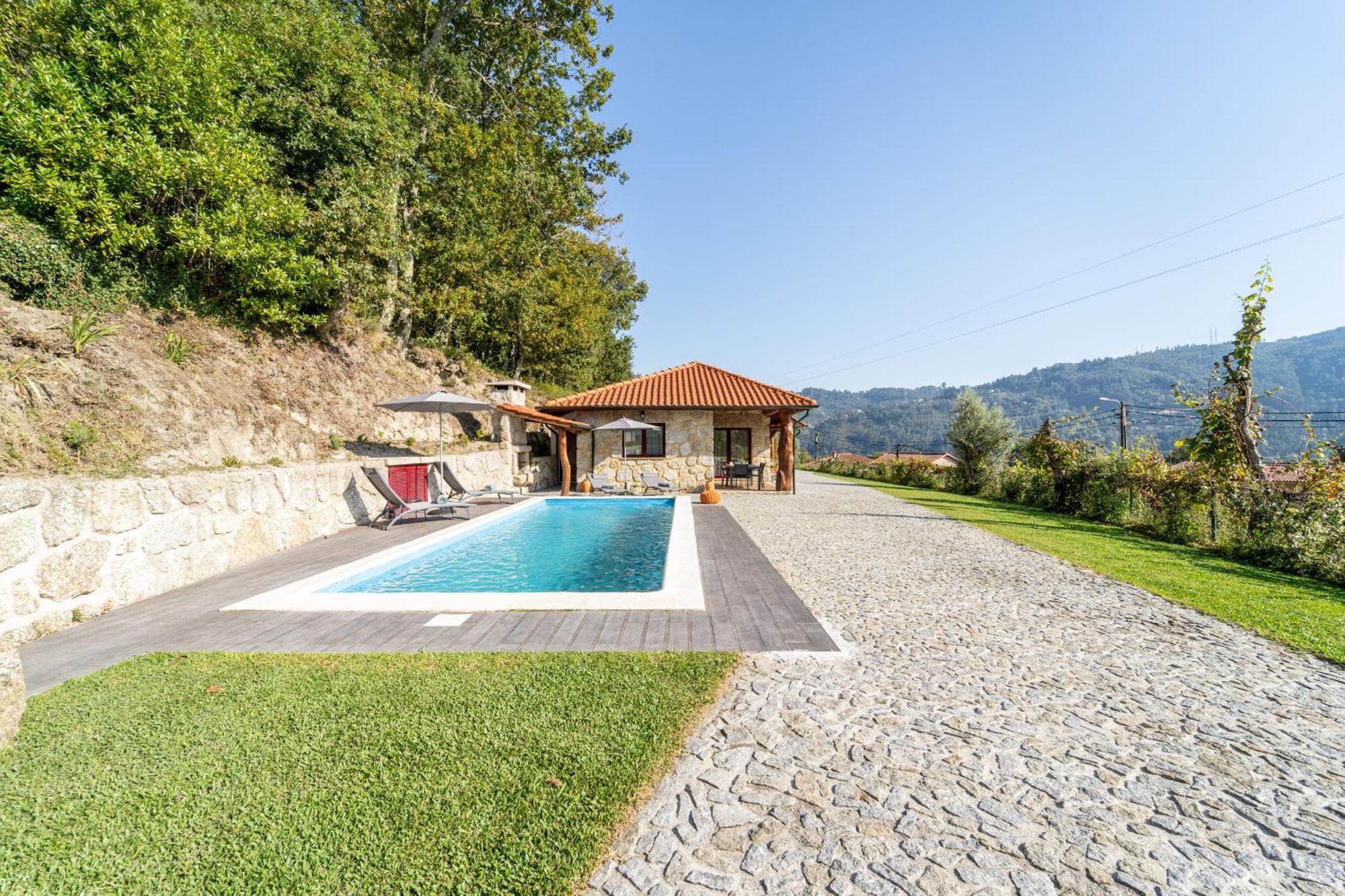 Villa Assento Do Cavado By House And People Valdosende Exterior foto